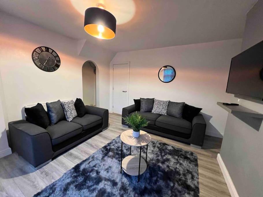 Flaxton-Luxurious Home Near Nec, Bhx เบอร์มิงแฮม ภายนอก รูปภาพ