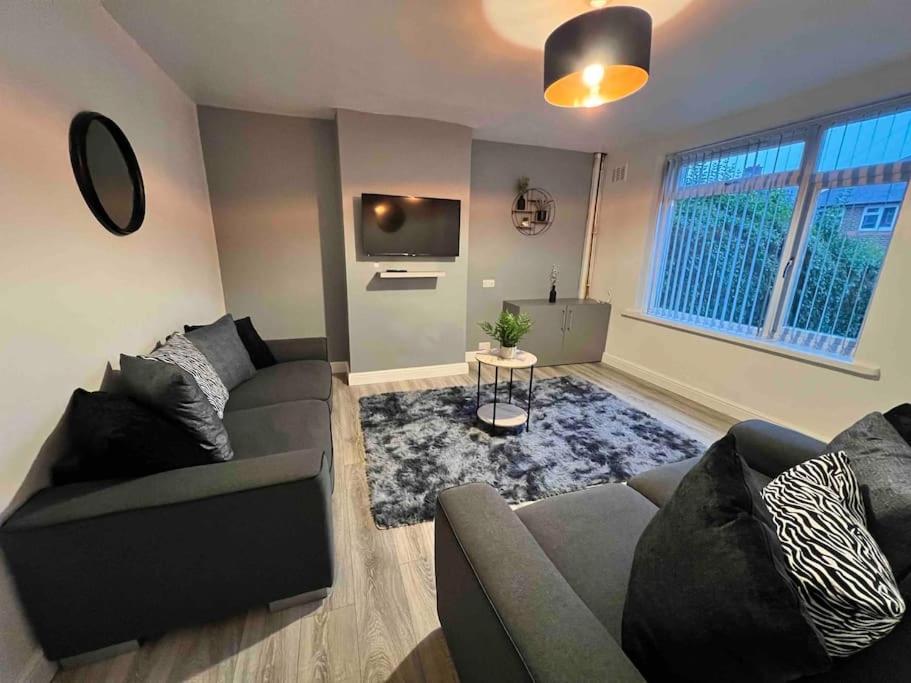 Flaxton-Luxurious Home Near Nec, Bhx เบอร์มิงแฮม ภายนอก รูปภาพ